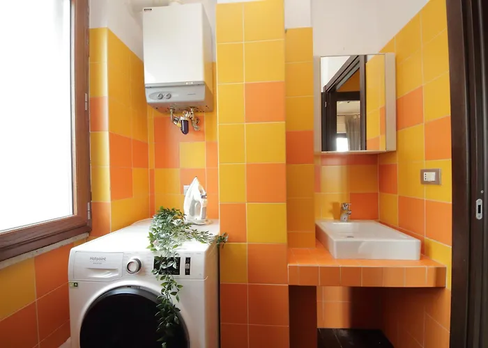 Lägenhet Cozy And Comfy In Piramide Metro Stop